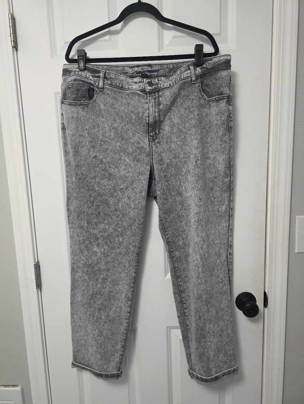 Gloria Vanderbilt Gray Acid Wash Slimming Jeans 20W Straight Leg